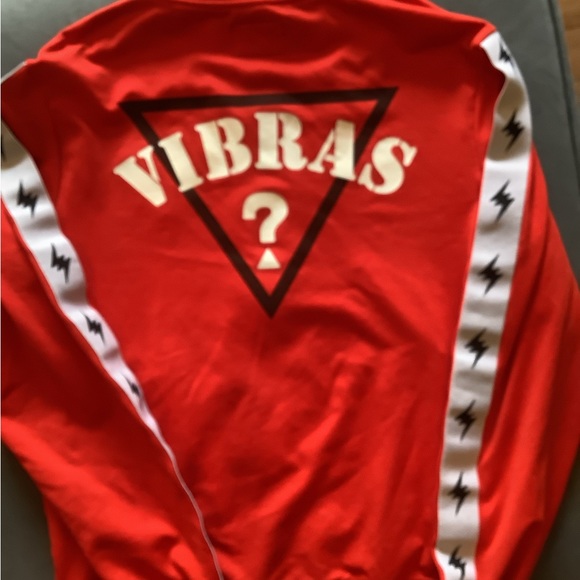 Guess Vibras colab jacket - Picture 2 of 3